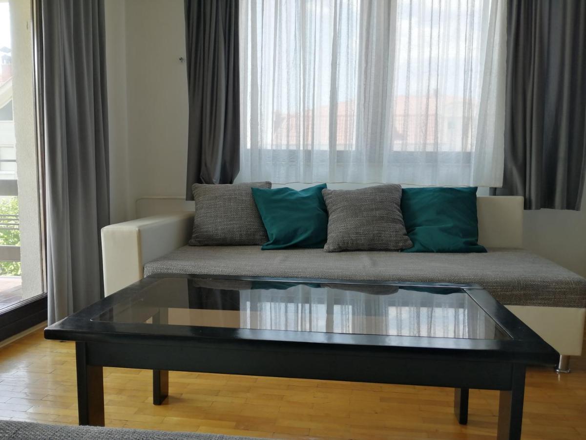 Filip Apartments โอครีด ภายนอก รูปภาพ